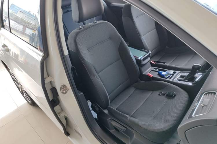 Used Volkswagen Golf 2020 Zhiai Edition 280TSI DSG Comfort Model Right Front Seat