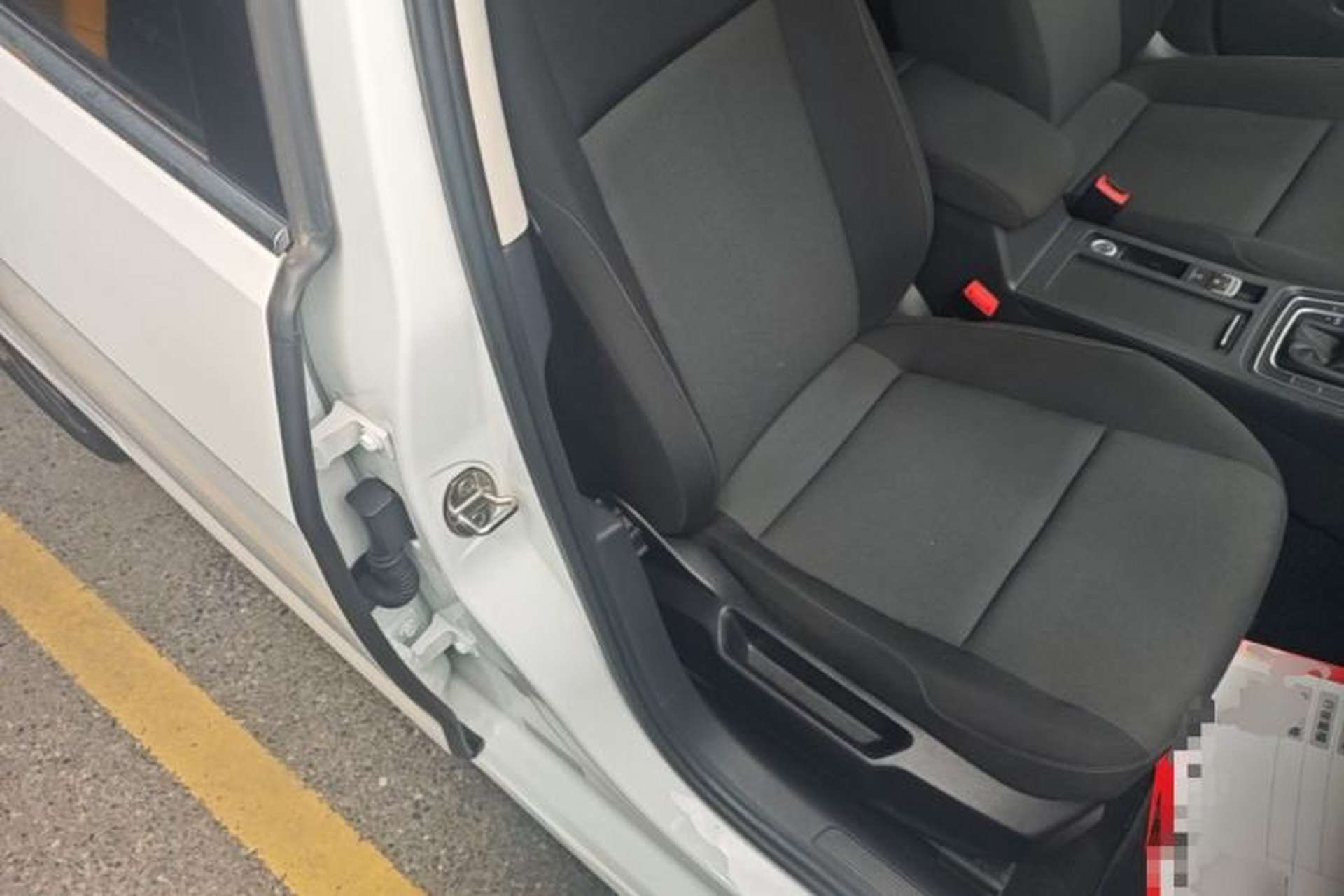 Used Volkswagen Golf 2020 200TSI DSG Comfortable and Ambitious Edition Right Front Seat