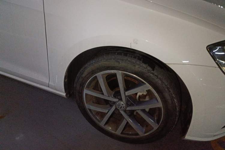 Used Volkswagen Golf 2020 Zhiai Edition 280TSI DSG Comfort Model Right Front Wheel Hub
