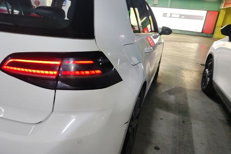 Used Volkswagen Golf 2020 Zhiai Edition 280TSI DSG Comfort Model Right Rear Taillight