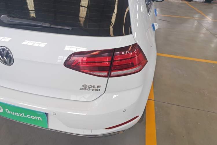 Used Volkswagen Golf 2020 200TSI DSG Comfortable and Ambitious Edition Right Rear Taillight