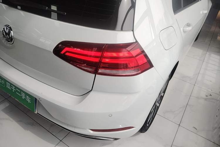 Used Volkswagen Golf 2020 Zhiai Edition 280TSI DSG Comfort Model Right Rear Taillight