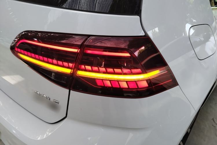 Used Volkswagen Golf 2020 280TSI DSG Luxury Edition Right Rear Taillight