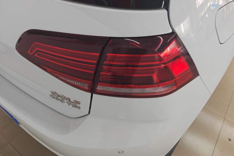 Used Volkswagen Golf 2020 280TSI DSG Comfort Version Right Rear Taillight