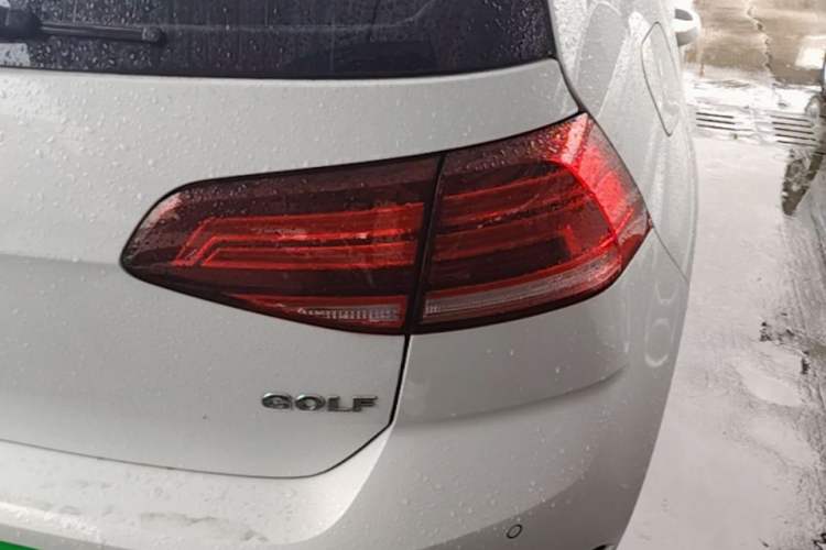 Used Volkswagen Golf 2020 Zhiai Edition 280TSI DSG Comfort Model Right Rear Taillight