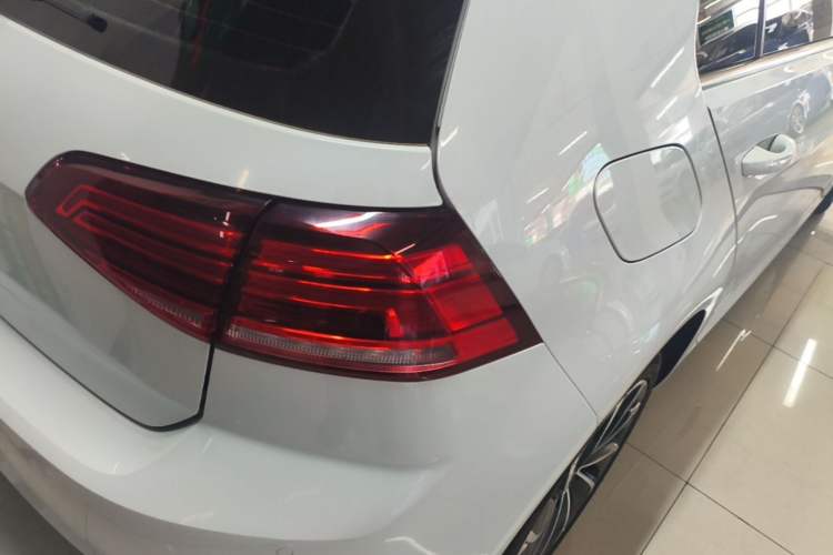 Used Volkswagen Golf 2020 200TSI DSG Comfortable and Ambitious Edition Right Rear Taillight