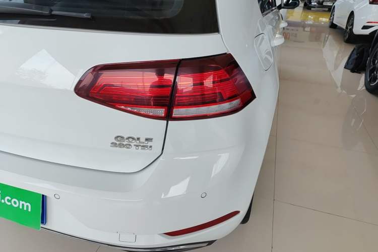 Used Volkswagen Golf 2020 Zhiai Edition 280TSI DSG Comfort Model Right Rear Taillight
