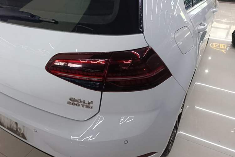 Used Volkswagen Golf 2020 Charming Edition 280TSI DSG R-Line Right Rear Taillight