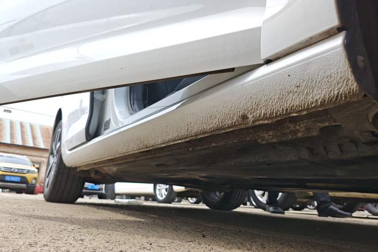Used Volkswagen Golf 2020 200TSI DSG Comfortable and Ambitious Edition Right Side Sill