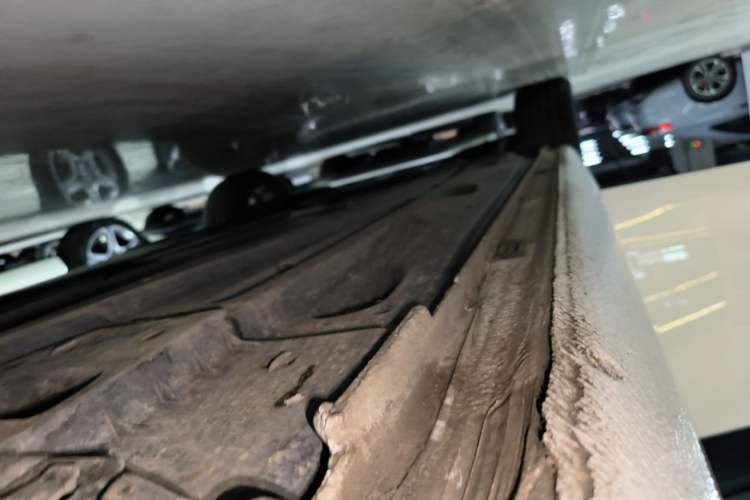 Used Volkswagen Golf 2020 Zhiai Edition 280TSI DSG Comfort Model Right Side Sill