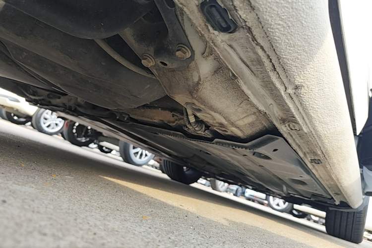 Used Volkswagen Golf 2020 Zhiai Edition 280TSI DSG Comfort Model Right Side Sill