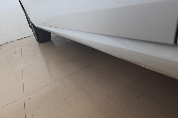 Used Volkswagen Golf 2020 280TSI DSG Comfort Version Right Side Sill