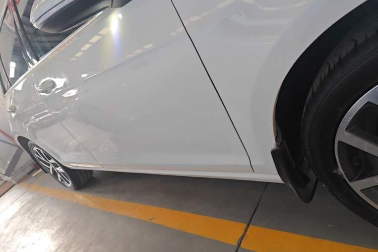 Used Volkswagen Golf 2020 280TSI DSG Comfort Version Right Side Sill