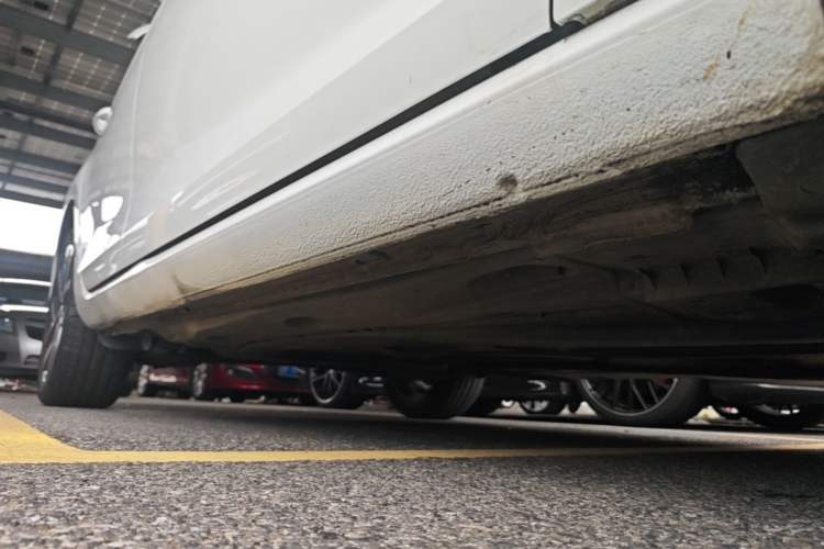 Used Volkswagen Golf 2020 200TSI DSG Comfortable and Ambitious Edition Right Side Sill