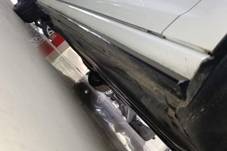 Used Volkswagen Golf 2020 Charming Edition 280TSI DSG R-Line Right Side Sill