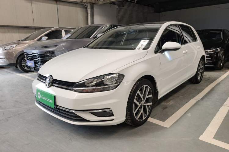 Used Volkswagen Golf 2020 200TSI DSG Comfortable and Ambitious Edition Guazi used car, China used car export, Used car for sale, Used  cars, Cheapest cars for sale