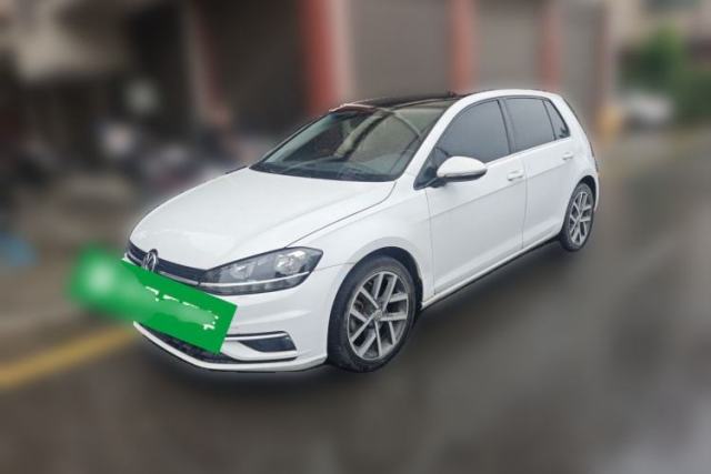 Używany Volkswagen Golf 2020 200TSI DSG Comfort Version