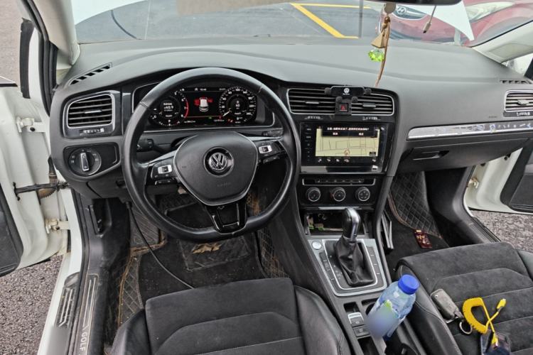 Used Volkswagen Golf 2020 280TSI DSG Luxury Edition Steering Wheel
