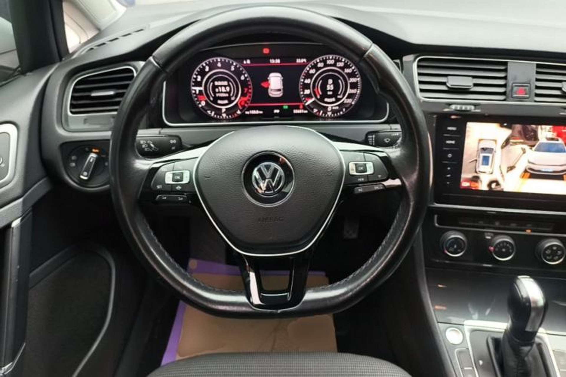 Used Volkswagen Golf 2020 Zhiai Edition 280TSI DSG Comfort Model Steering Wheel
