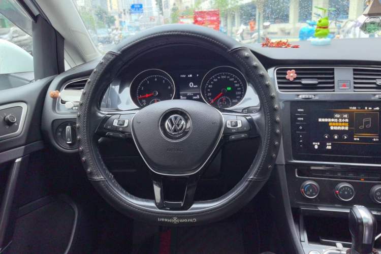 Used Volkswagen Golf 2020 Zhiai Edition 280TSI DSG Comfort Model Steering Wheel