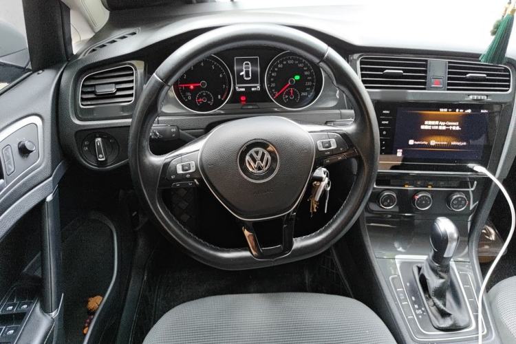 Used Volkswagen Golf 2020 280TSI DSG Comfort Version Steering Wheel
