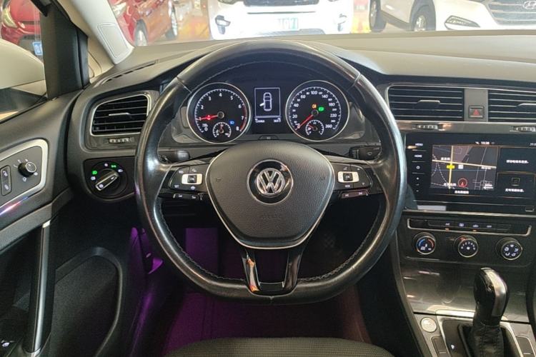 Used Volkswagen Golf 2020 Zhiai Edition 280TSI DSG Comfort Model Steering Wheel