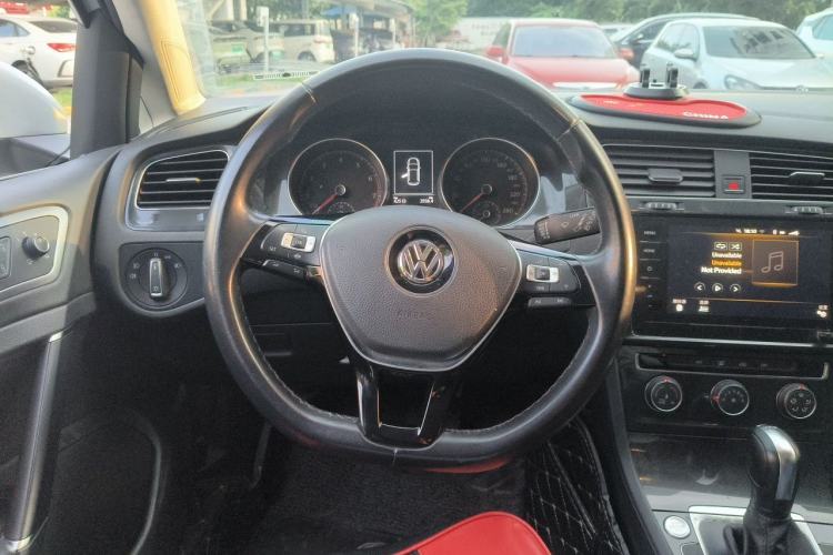 Used Volkswagen Golf 2020 280TSI DSG Comfort Version Steering Wheel