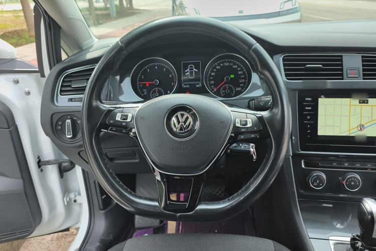 Used Volkswagen Golf 2020 200TSI DSG Comfortable and Ambitious Edition Steering Wheel
