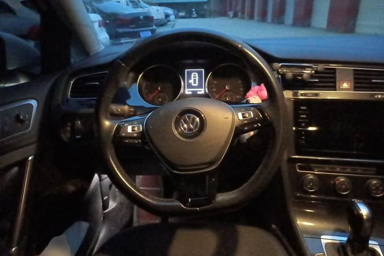 Used Volkswagen Golf 2020 280TSI DSG Comfort Version Steering Wheel