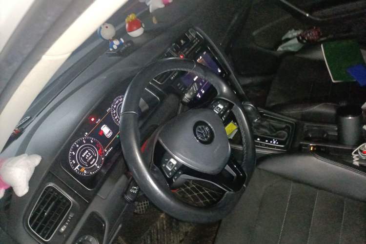 Used Volkswagen Golf 2020 280TSI DSG Luxury Edition Steering Wheel