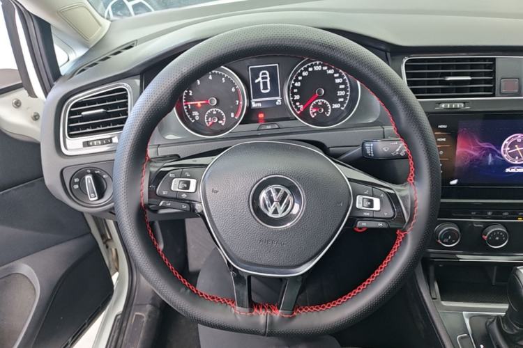 Used Volkswagen Golf 2020 280TSI DSG Comfort Version Steering Wheel