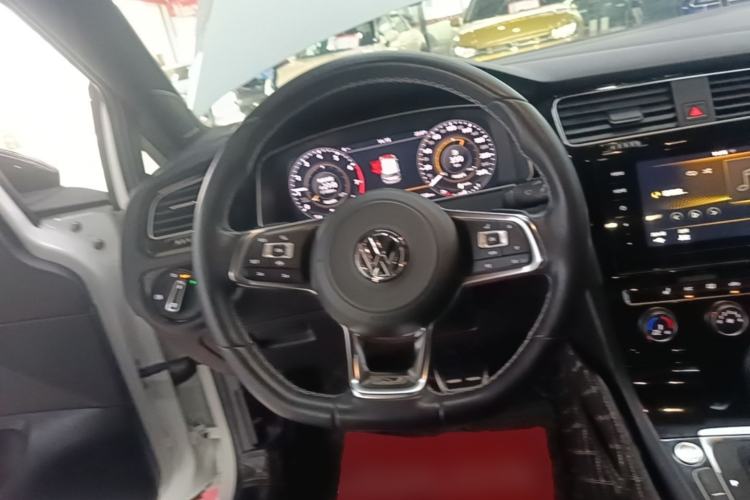 Used Volkswagen Golf 2020 Charming Edition 280TSI DSG R-Line Steering Wheel