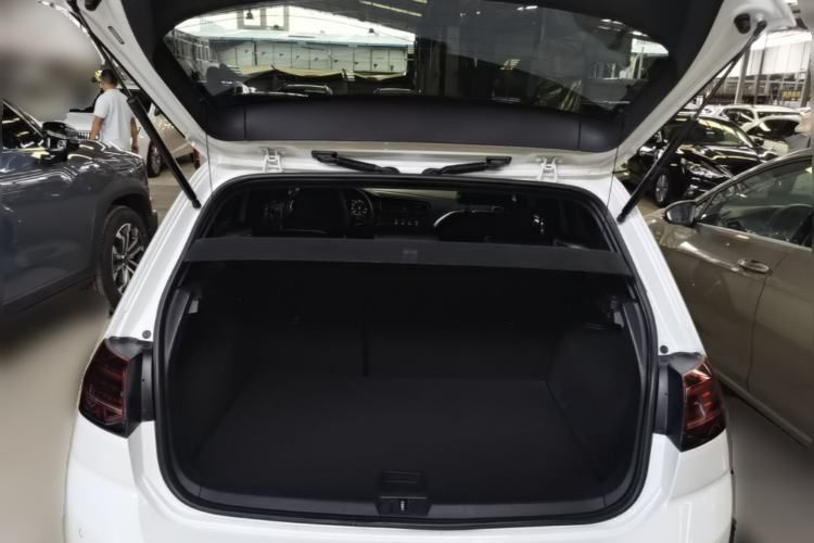 Used Volkswagen Golf 2020 Charming Edition 280TSI DSG R-Line Trunk
