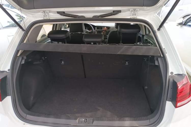 Used Volkswagen Golf 2020 280TSI DSG Comfort Version Trunk