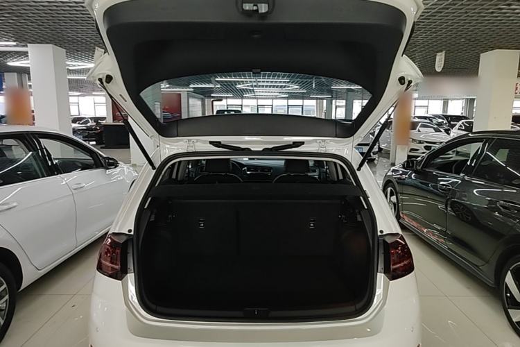 Used Volkswagen Golf 2020 Zhiai Edition 280TSI DSG Luxury Model Trunk