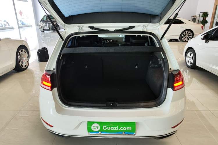 Used Volkswagen Golf 2020 Zhiai Edition 280TSI DSG Comfort Model Trunk