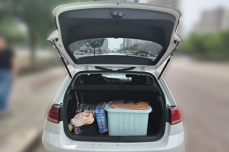 Used Volkswagen Golf 2020 200TSI DSG Comfortable and Ambitious Edition Trunk