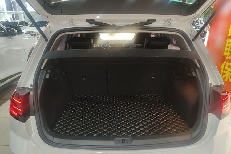Used Volkswagen Golf 2020 Zhiai Edition 280TSI DSG Luxury Model Trunk