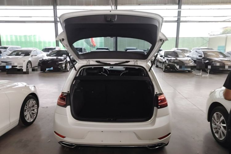 Used Volkswagen Golf 2020 Zhiai Edition 280TSI DSG Luxury Model Trunk