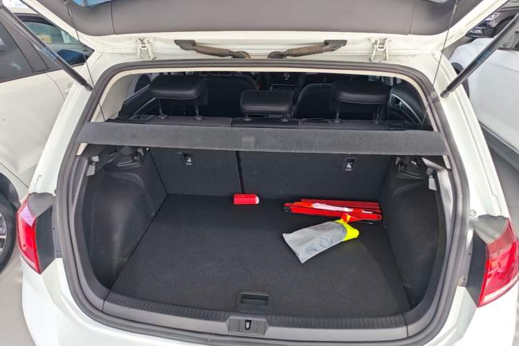 Used Volkswagen Golf 2020 280TSI DSG Comfort Version Trunk