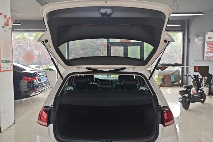 Used Volkswagen Golf 2020 280TSI DSG Comfort Version Trunk