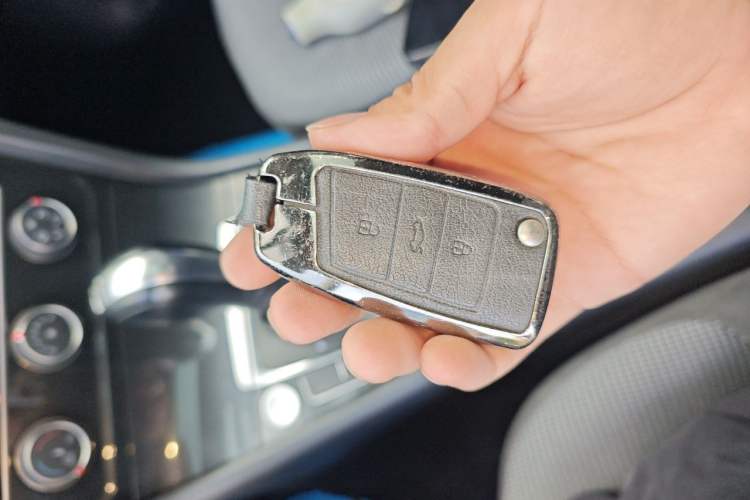 Used Volkswagen Golf 2020 Zhiai Edition 280TSI DSG Comfort Model Vehicle Key