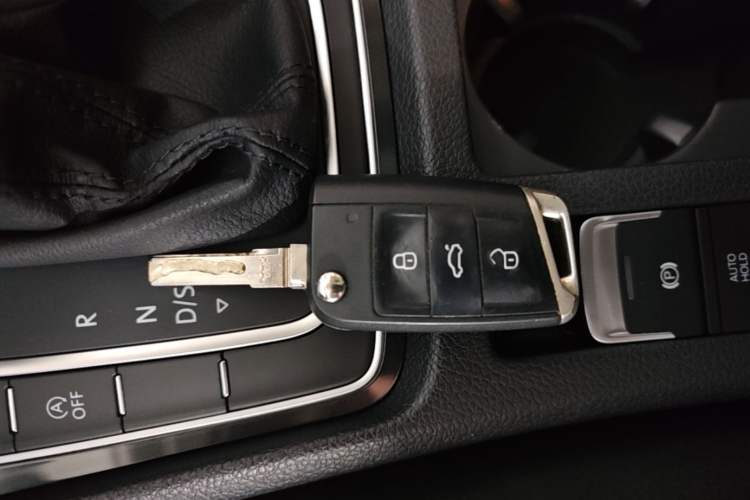 Used Volkswagen Golf 2020 280TSI DSG Comfort Version Vehicle Key
