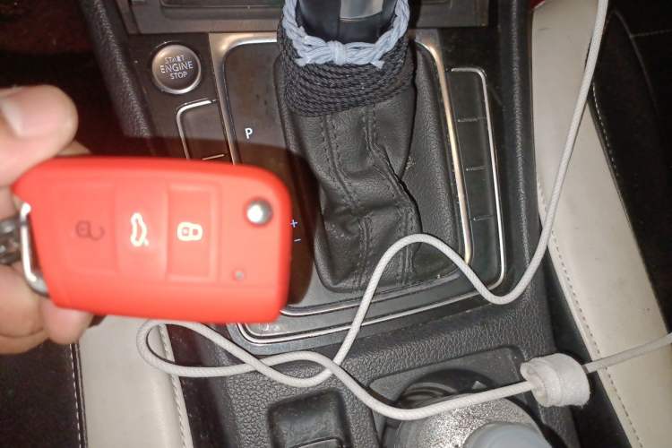 Used Volkswagen Golf 2020 Zhiai Edition 280TSI DSG Comfort Model Vehicle Key