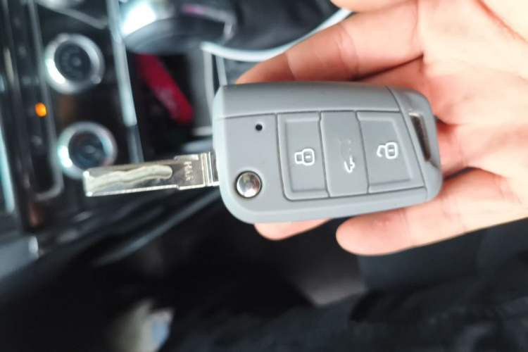 Used Volkswagen Golf 2020 280TSI DSG Luxury Edition Vehicle Key