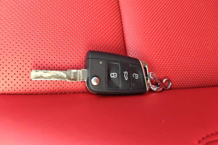 Used Volkswagen Golf 2020 200TSI DSG Comfortable and Ambitious Edition Vehicle Key