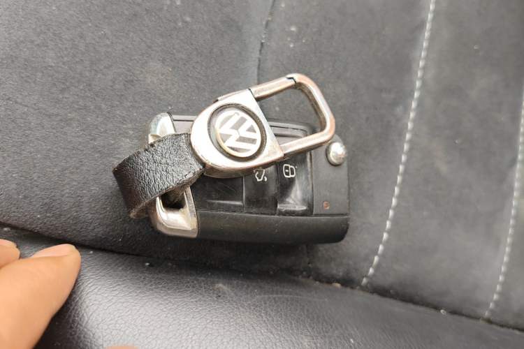 Used Volkswagen Golf 2020 Zhiai Edition 280TSI DSG Luxury Model Vehicle Key