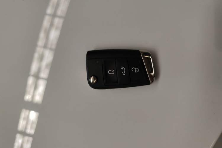Used Volkswagen Golf 2020 200TSI DSG Comfortable and Ambitious Edition Vehicle Key