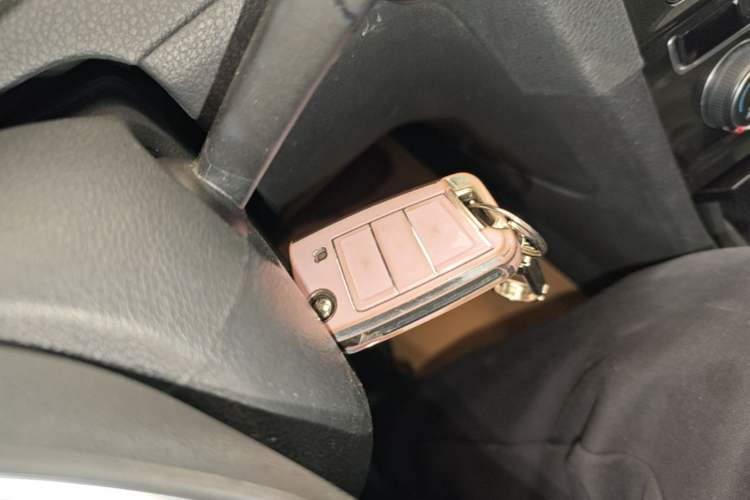 Used Volkswagen Golf 2020 200TSI DSG Comfortable and Ambitious Edition Vehicle Key