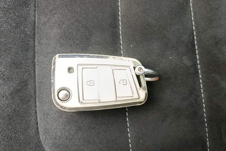 Used Volkswagen Golf 2020 280TSI DSG Luxury Edition Vehicle Key